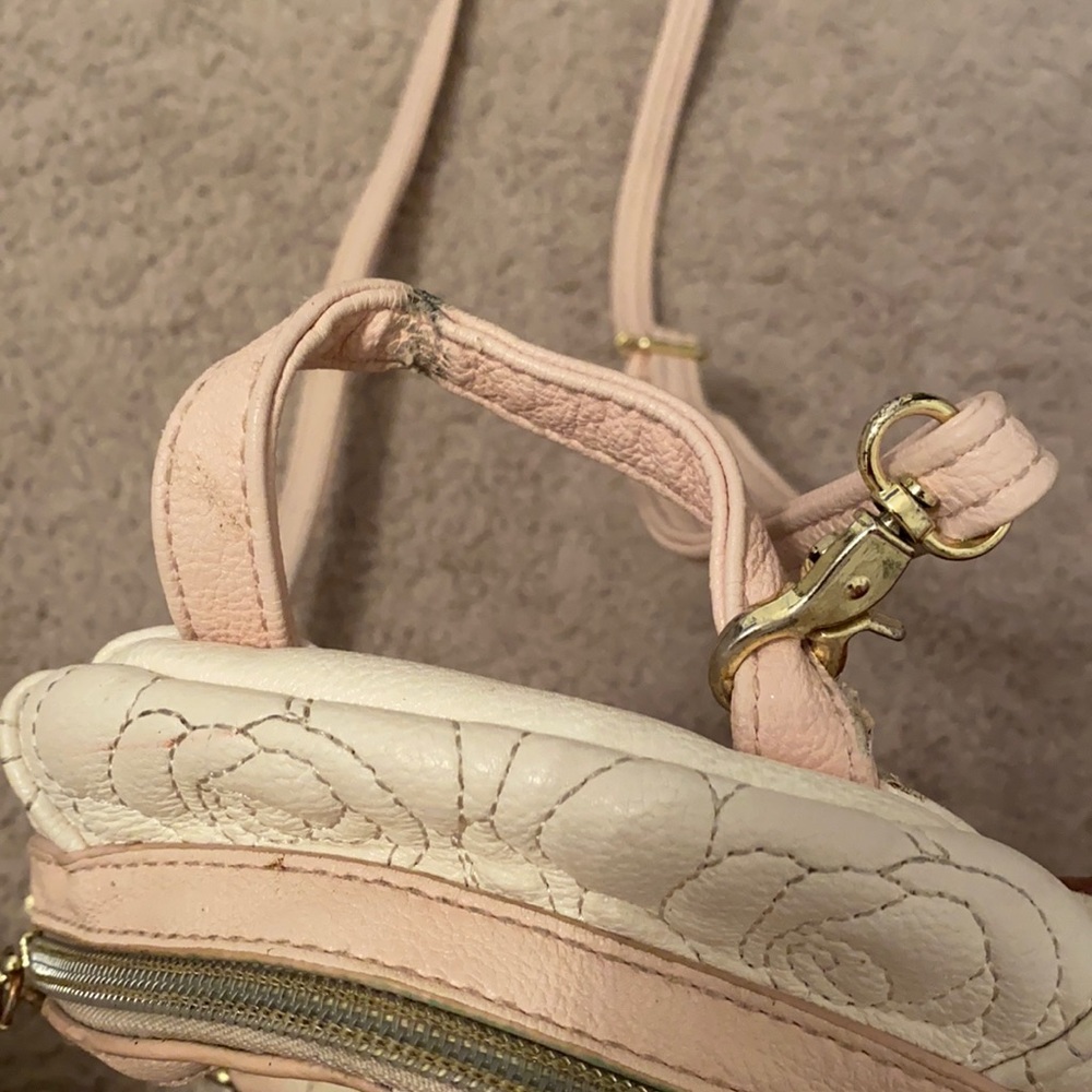 betsey johnson purse